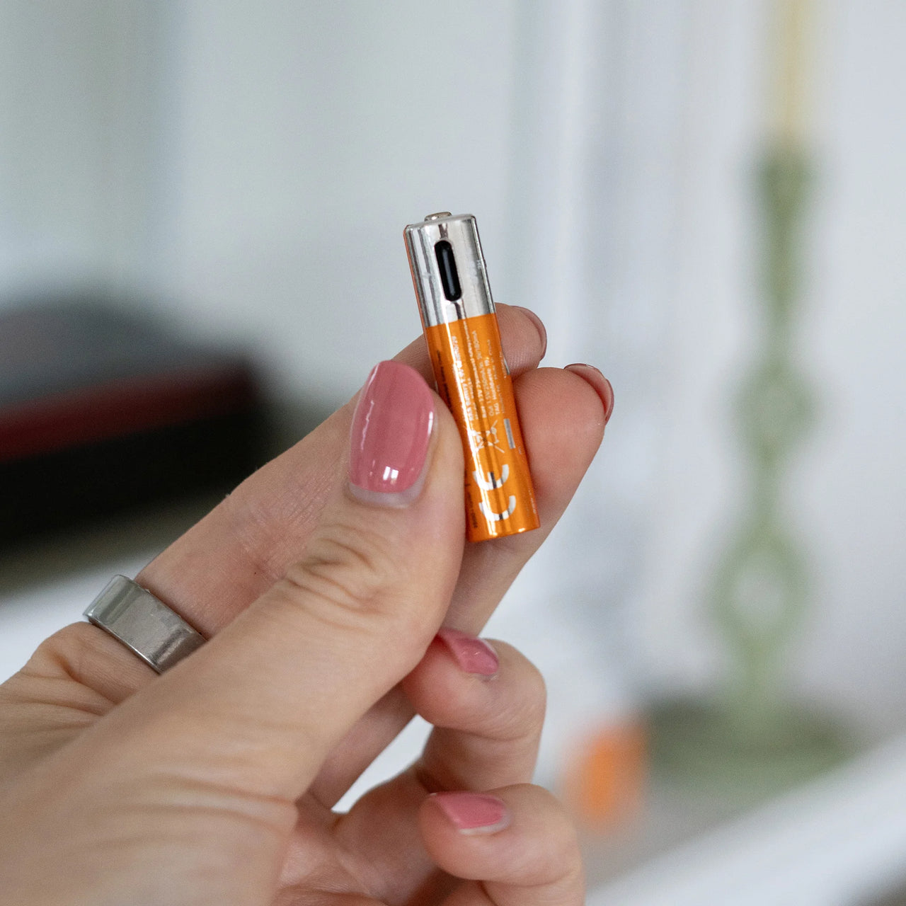 Wiederaufladbare AAA-Batterien mit USB-C - 4er-Pack