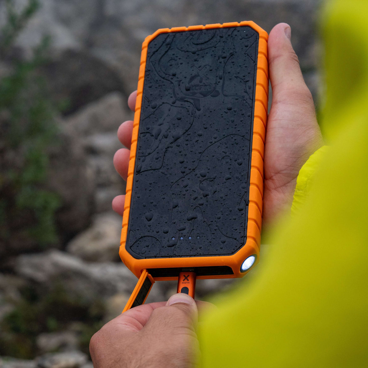 XR202 Xtreme Power Bank Rugged 35W - 20.000 mAh - Outdoor - Wasserdicht mit Taschenlampe - Quick Charge 3.0 – DE XR202 Xtreme Power Bank Rugged 35W - 20.000 mAh - Outdoor - Wasserdicht mit Taschenlampe - Quick Charge 3.0 – DE